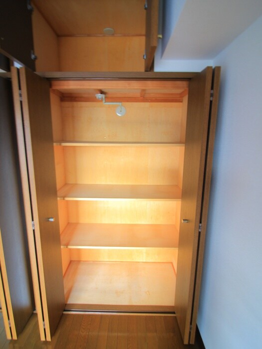 物件内観写真20　(収納)