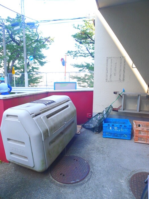 物件外観写真3　(建物設備)