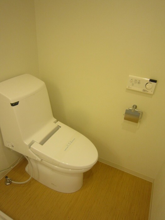 物件内観写真10　(トイレ)