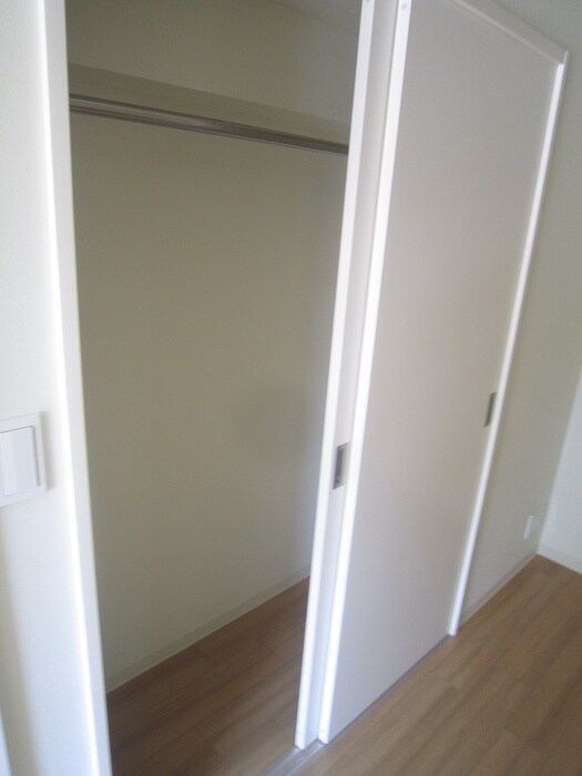 物件内観写真12　(収納)