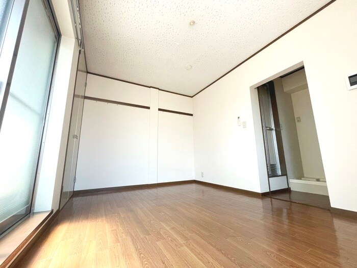 物件内観写真17　(居室)