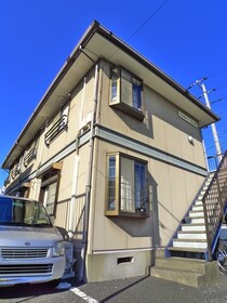 シャトレーヤハギの外観写真