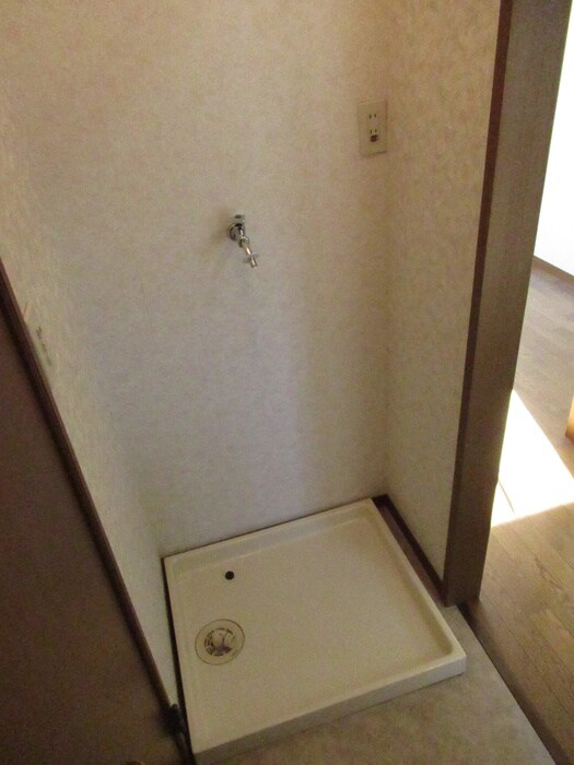 物件内観写真12　(洗面)