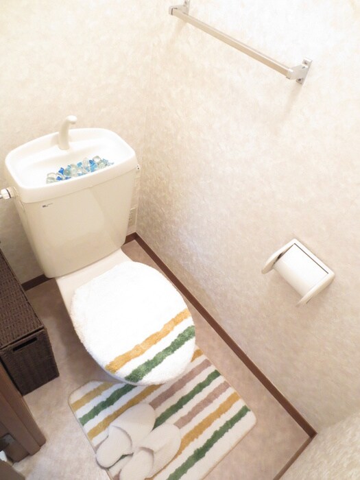 物件内観写真12　(トイレ)