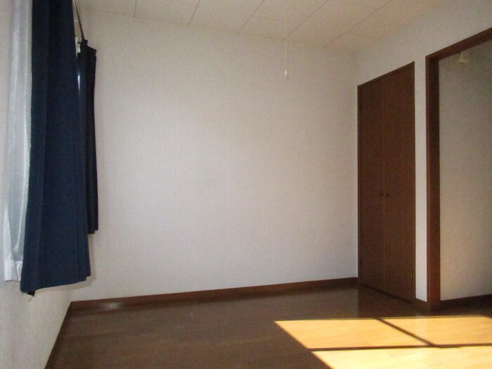 物件内観写真14　(居室)