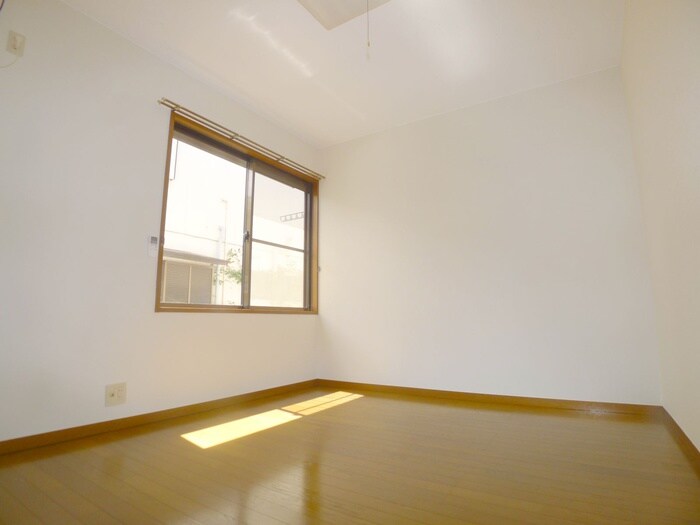 物件内観写真18　(居室)