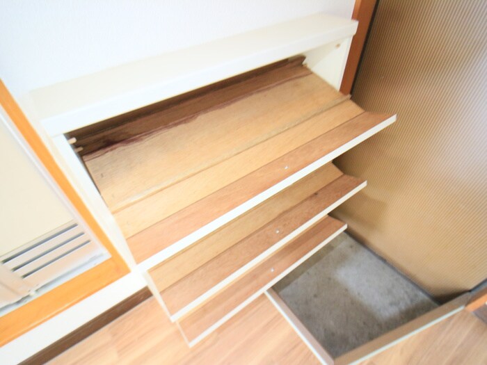 物件内観写真18　(靴箱)