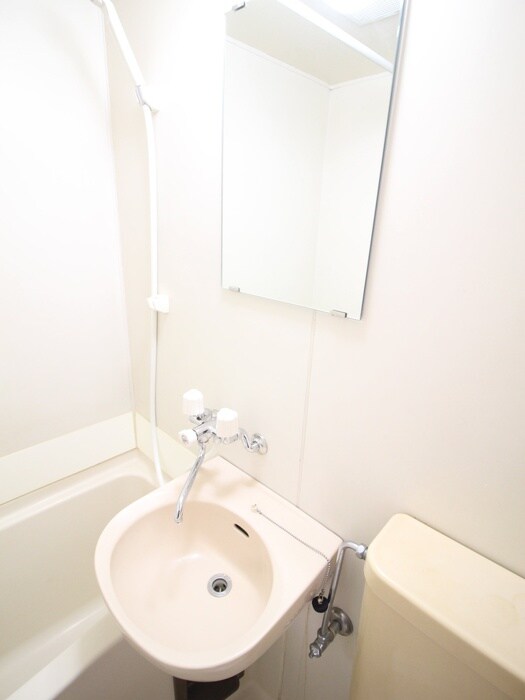 物件内観写真9　(洗面)