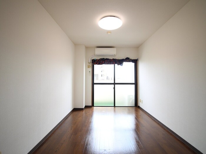 物件内観写真14　(居室)