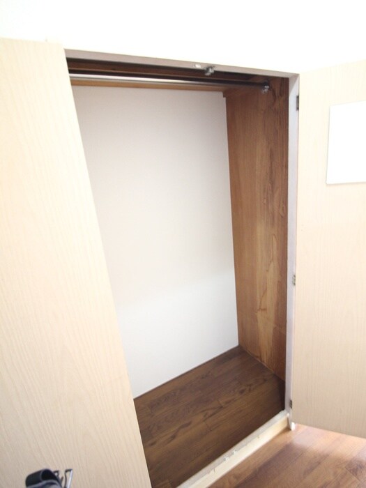 物件内観写真16　(収納)