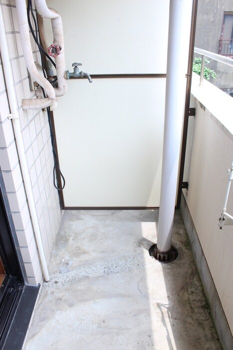 物件内観写真20　(洗濯機置場)