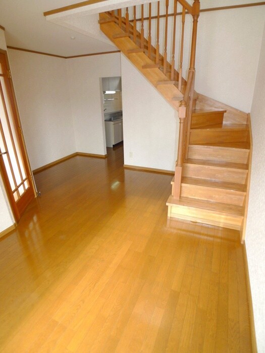 物件内観写真4　(居室)