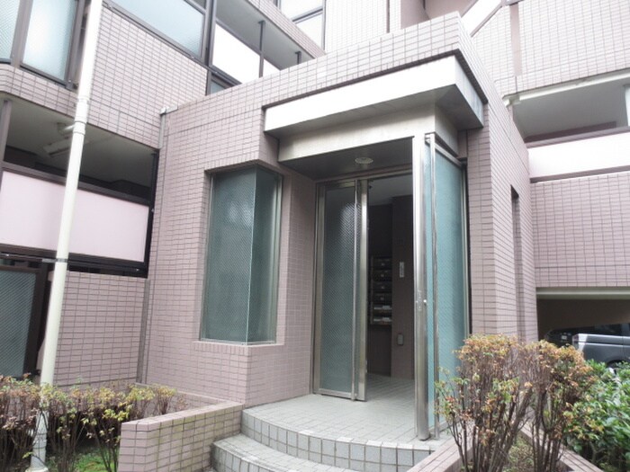 物件外観写真5　(エントランス部分)