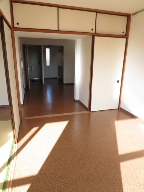 物件内観写真12　(居室)