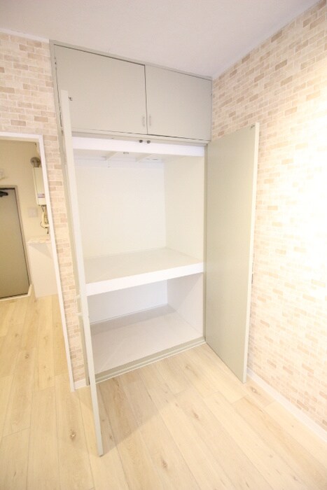 物件内観写真10　(収納)