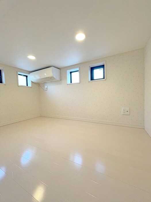 物件内観写真12　(ロフト)