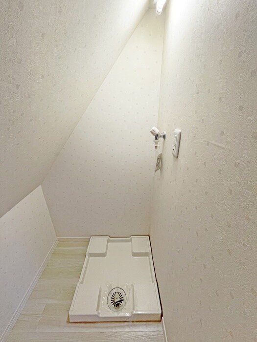 物件内観写真13　(洗濯機置場)