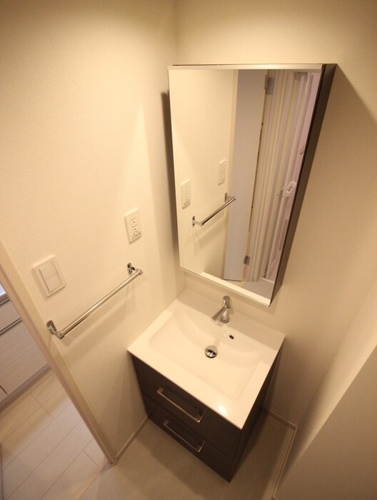 物件内観写真13　(洗面)