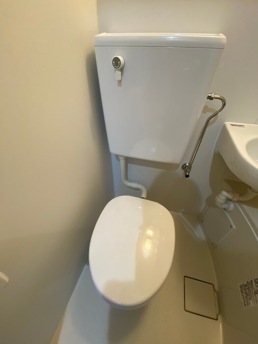 物件内観写真12　(トイレ)