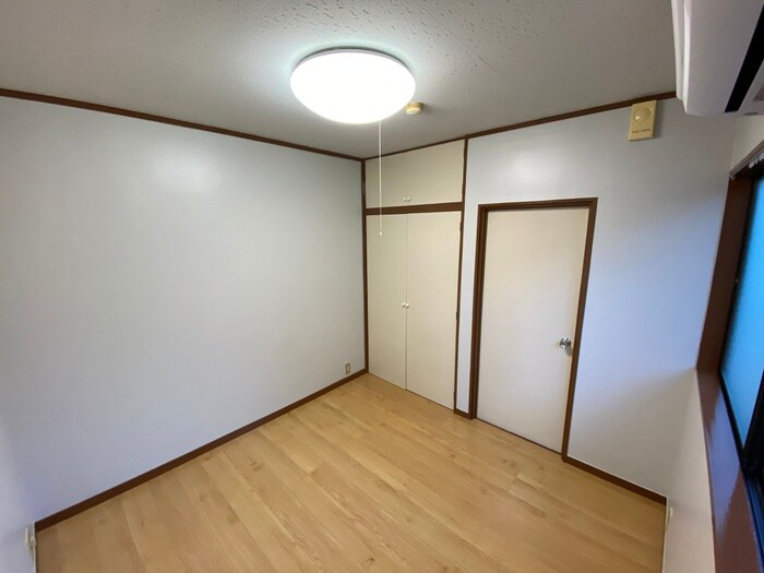 物件内観写真19　(居室)