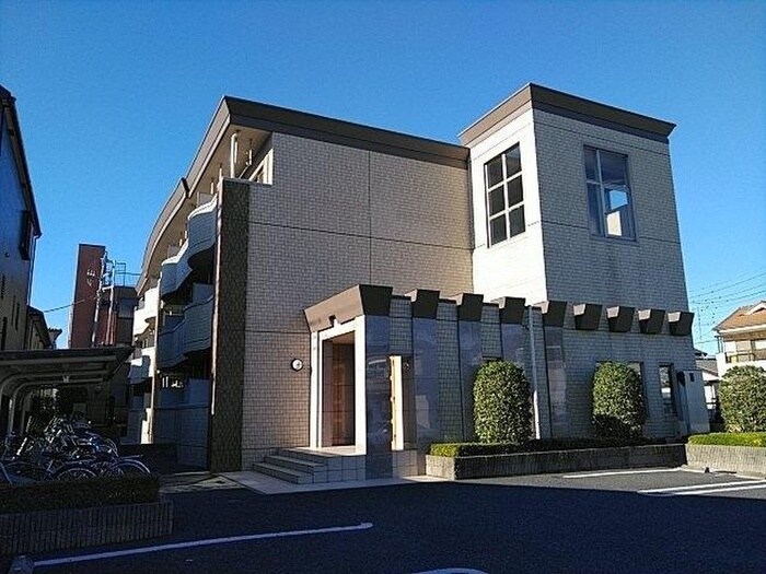 物件外観写真6　(エントランス部分)