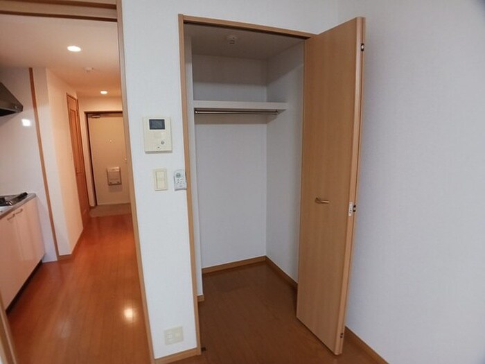 物件内観写真15　(収納)