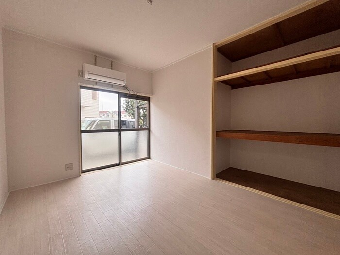 物件内観写真8　(居室)