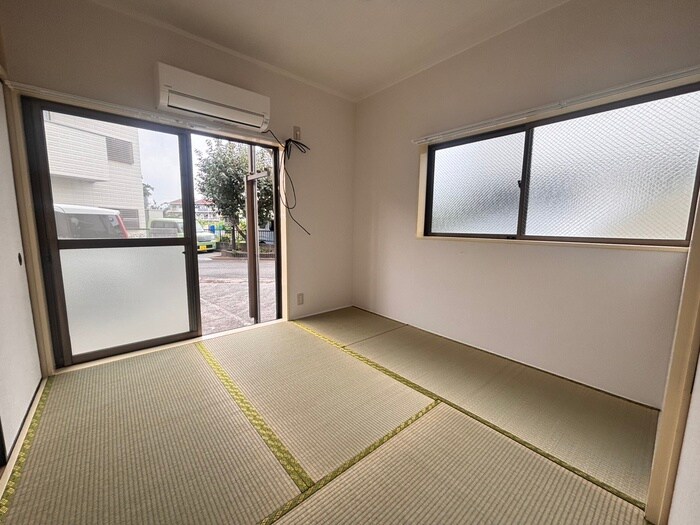 物件内観写真10　(居室)