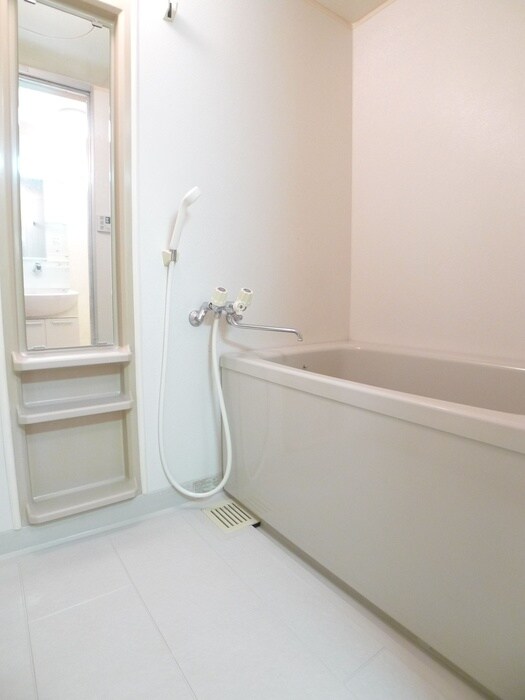 物件内観写真13　(バス／シャワールーム等)