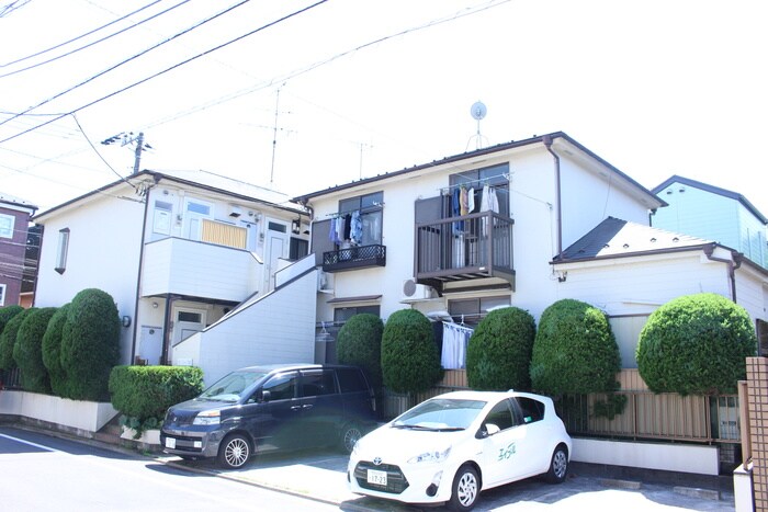 物件外観写真6　(エントランス部分)