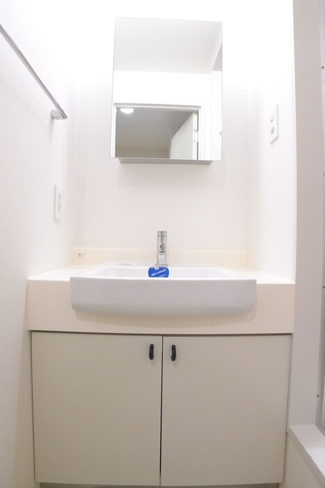 物件内観写真11　(洗面)