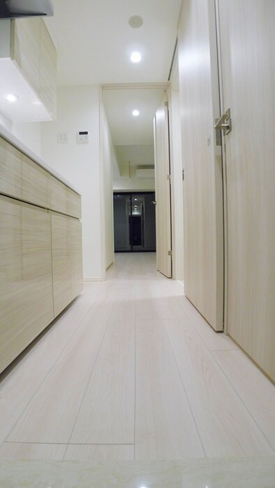 物件内観写真18　(廊下)