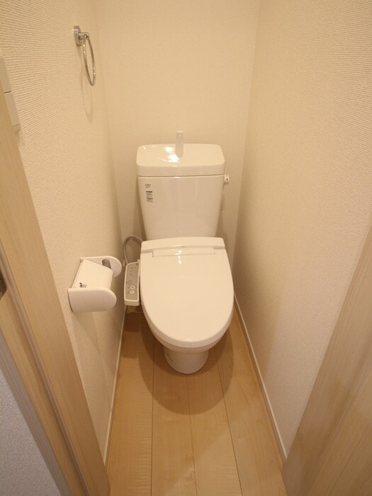 物件内観写真10　(トイレ)