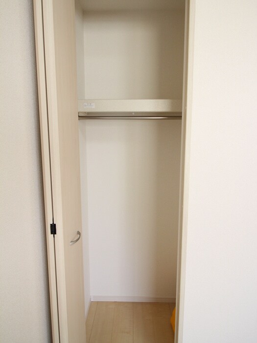 物件内観写真15　(収納)