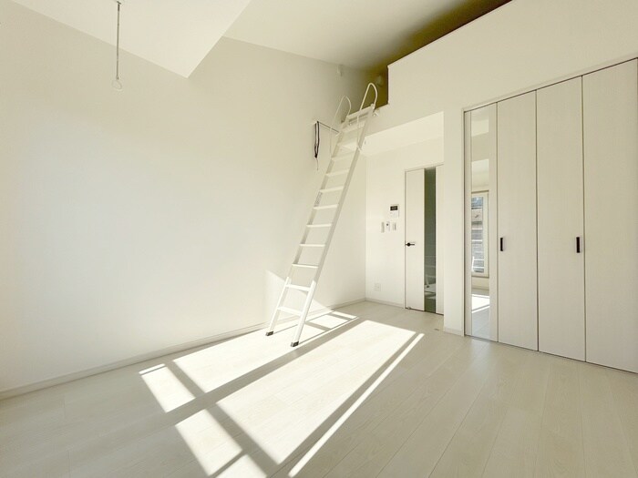 物件内観写真8　(居室)