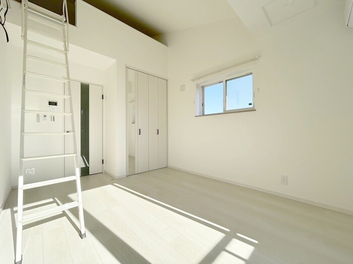 物件内観写真9　(居室)