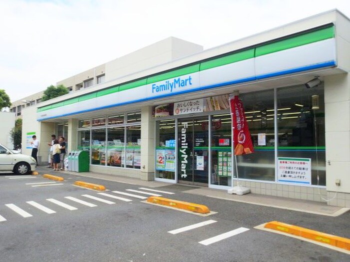 ファミリーマート246世田谷桜新町店