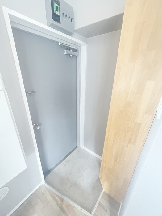 物件内観写真22　(玄関)