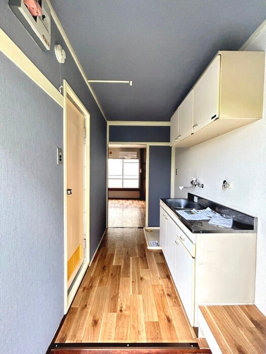 物件内観写真22　(廊下)