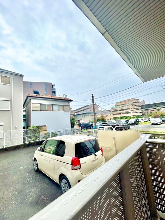 物件内観写真15　(室内からの展望)