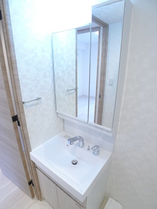 物件内観写真10　(洗面)