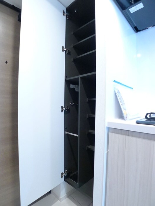 物件内観写真15　(靴箱)