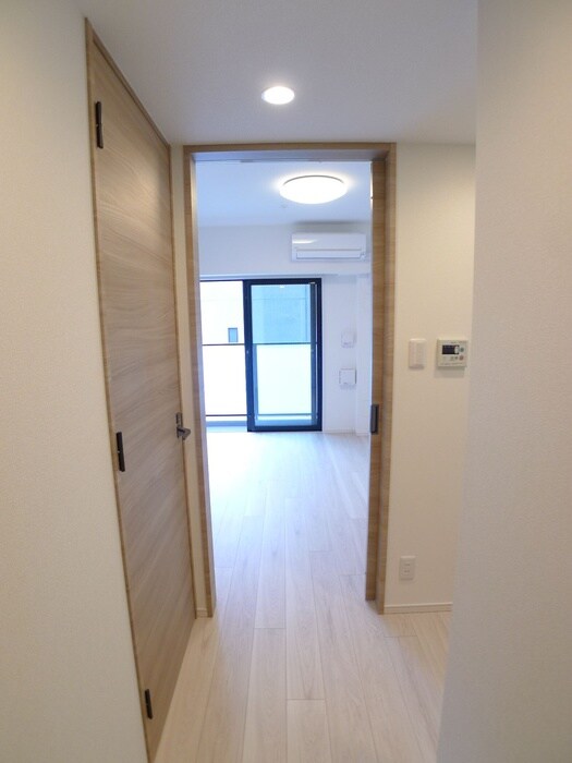 物件内観写真16　(廊下)