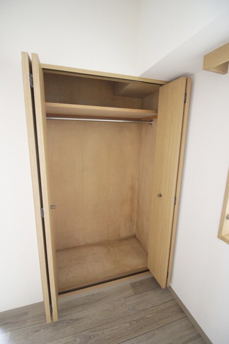 物件内観写真11　(収納)