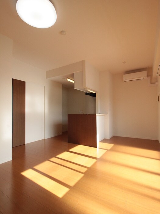 物件内観写真12　(居室)