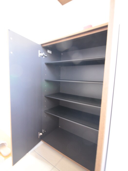 物件内観写真17　(靴箱)