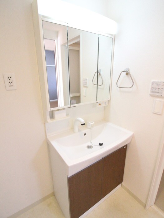 物件内観写真21　(洗面)