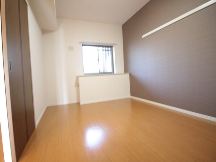 物件内観写真22　(居室)