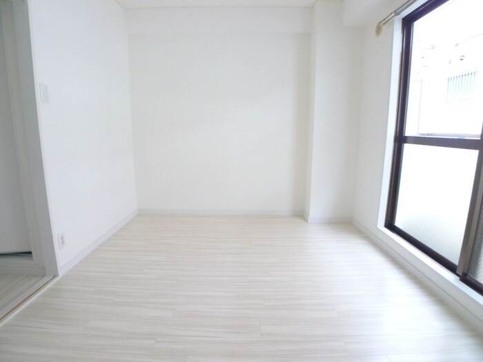 物件内観写真17　(居室)