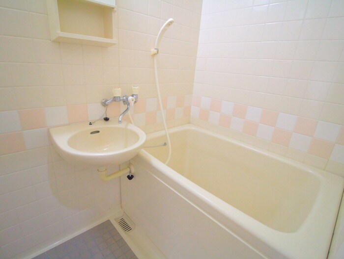 物件内観写真12　(バス／シャワールーム等)